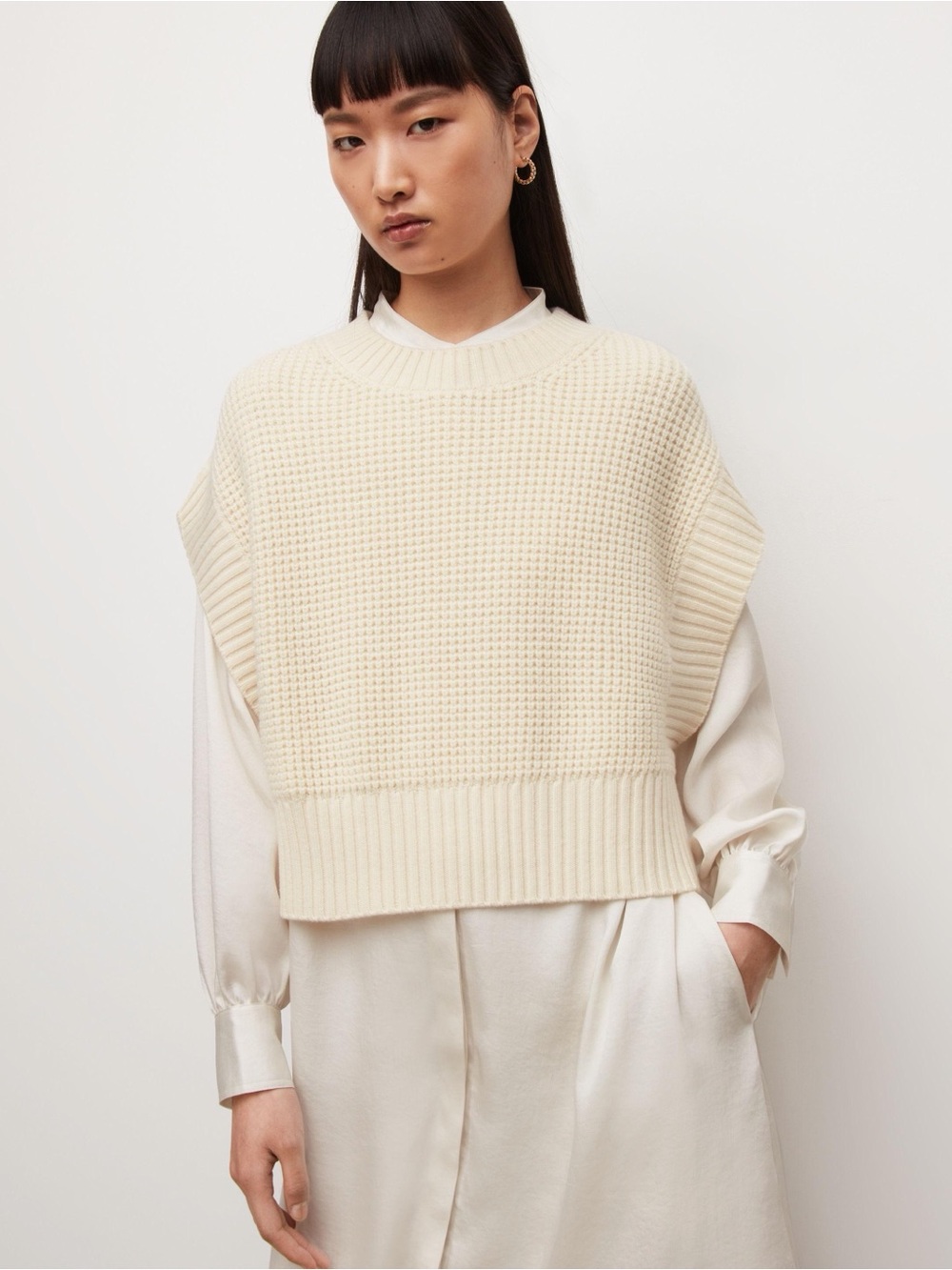 AllSaints Aga 100% Merino Wool Waffle Knit Cropped Sweater Vest Cream M